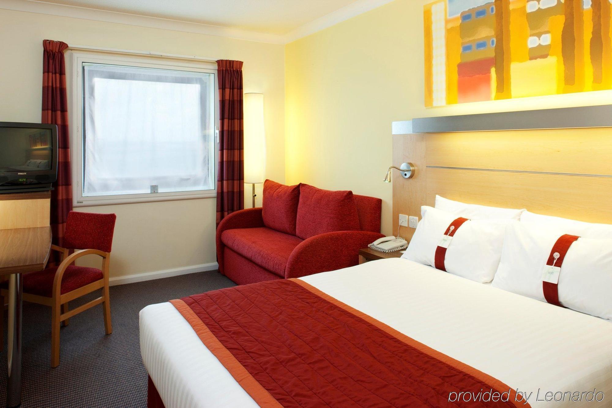 HOLIDAY INN EXPRESS PARK ROYAL, AN IHG HOTEL LONDON 3* (United Kingdom) -  from C$ 231 | iBOOKED